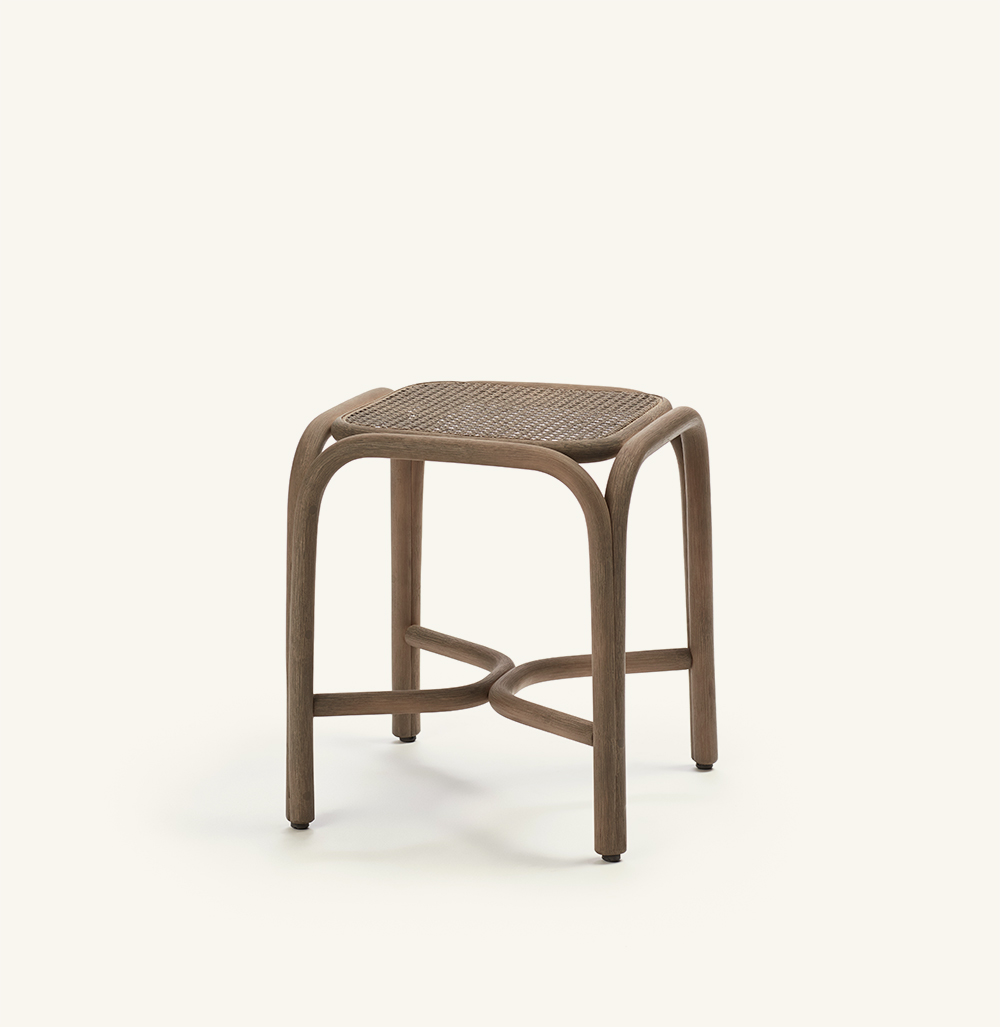 expormim-furniture-fontal-barstool-indoor-01