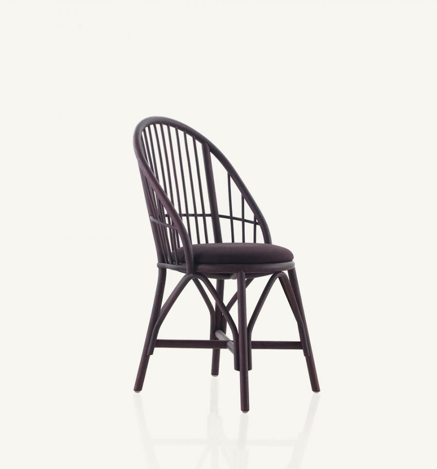 Coqueta upholstered dining chair