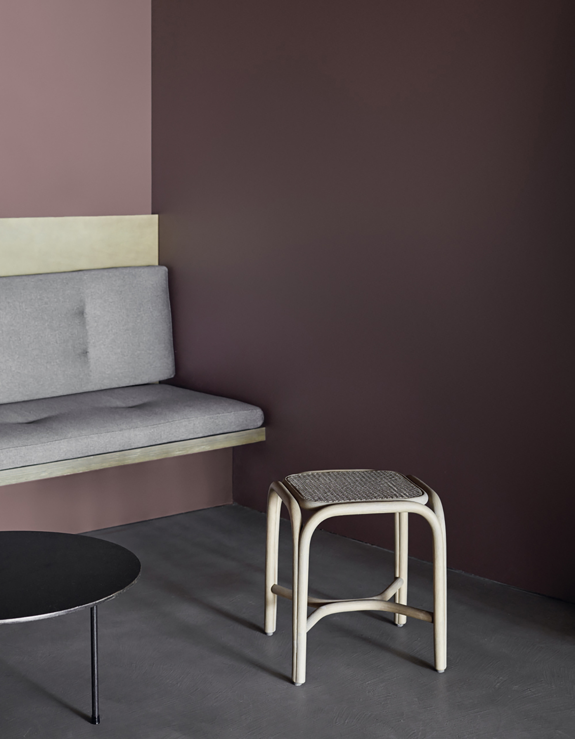 expormim-furniture-indoor-fontal-low-barstool-02