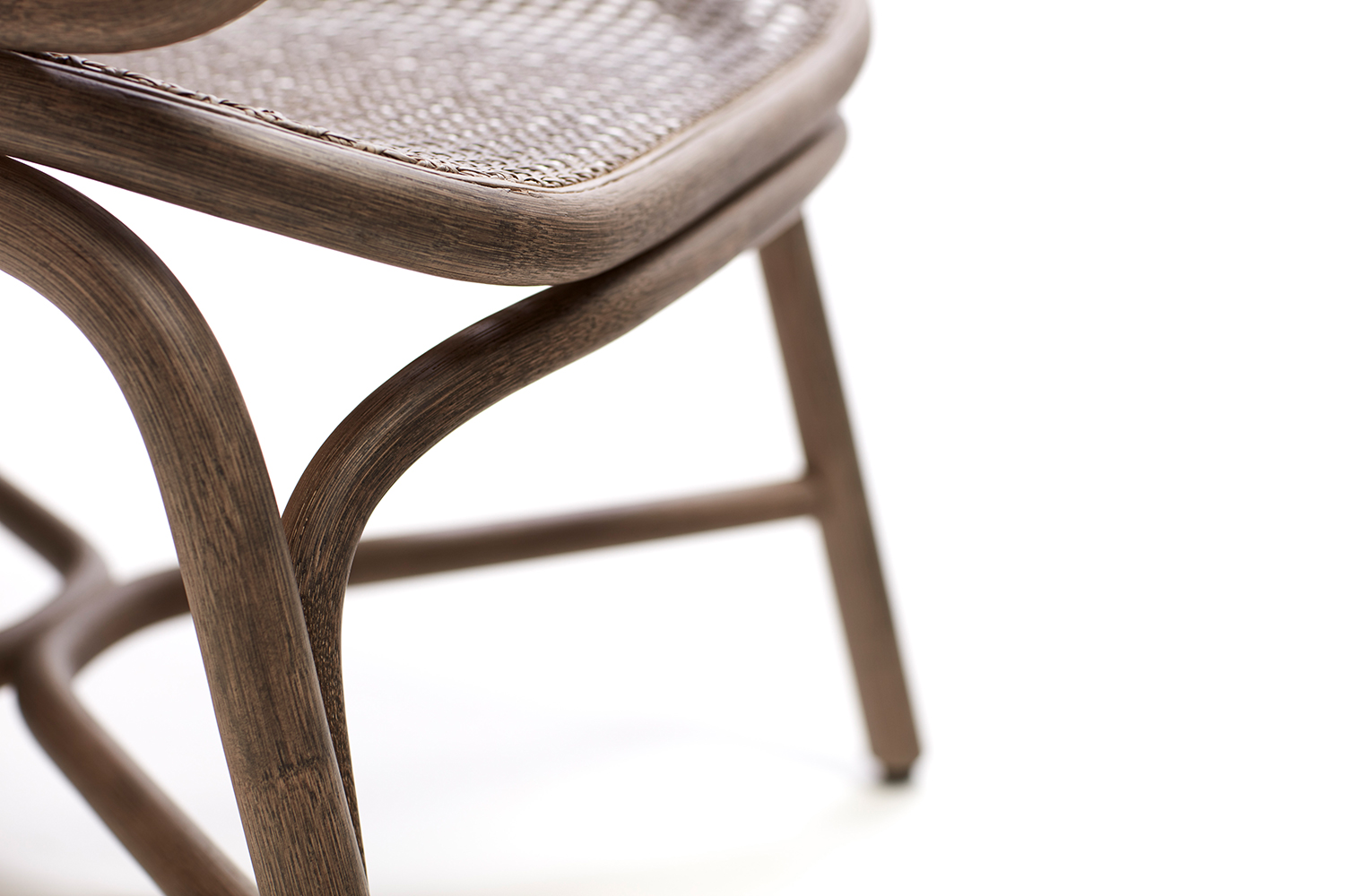 expormim-furniture-indoor-frames-low-armchair-04