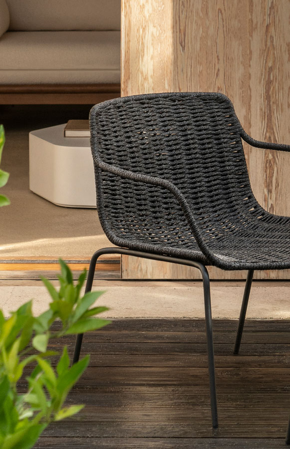 meuble d'extérieur - fauteuils - fauteuil bas lapala