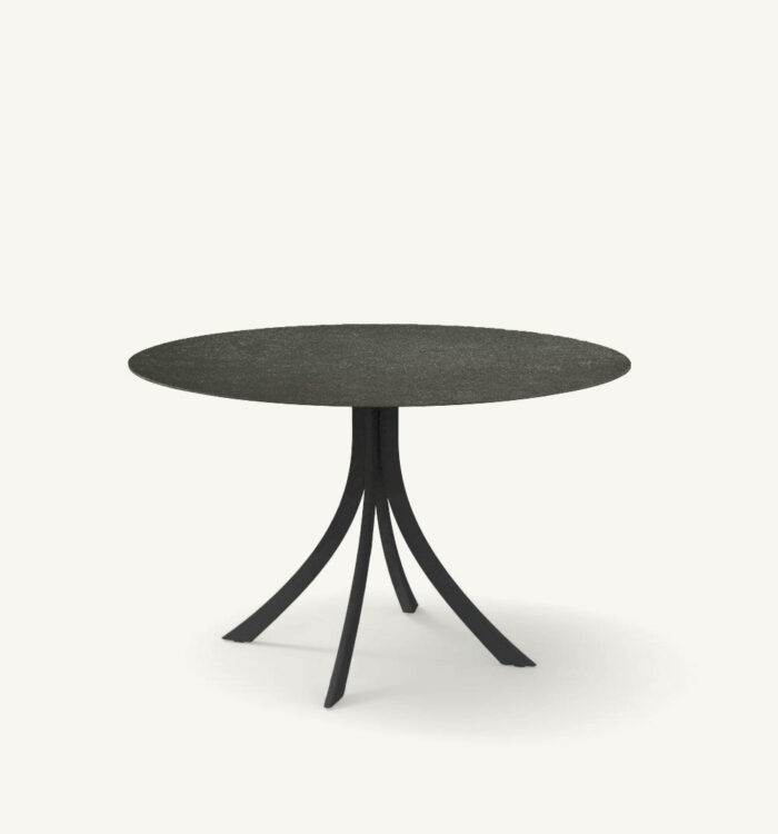 Falcata outdoor round dining table