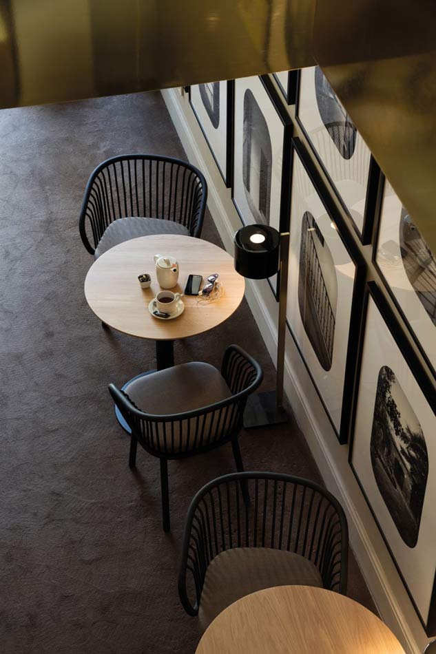 meuble d'intérieur - pied de table avec dessus rond flamingo indoor