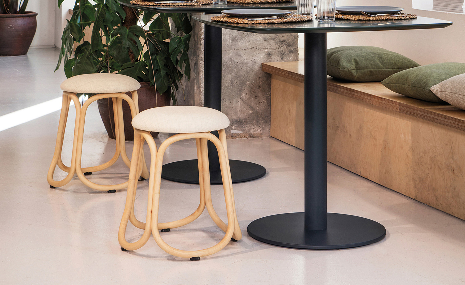 indoor collection - barstools - gres low barstool