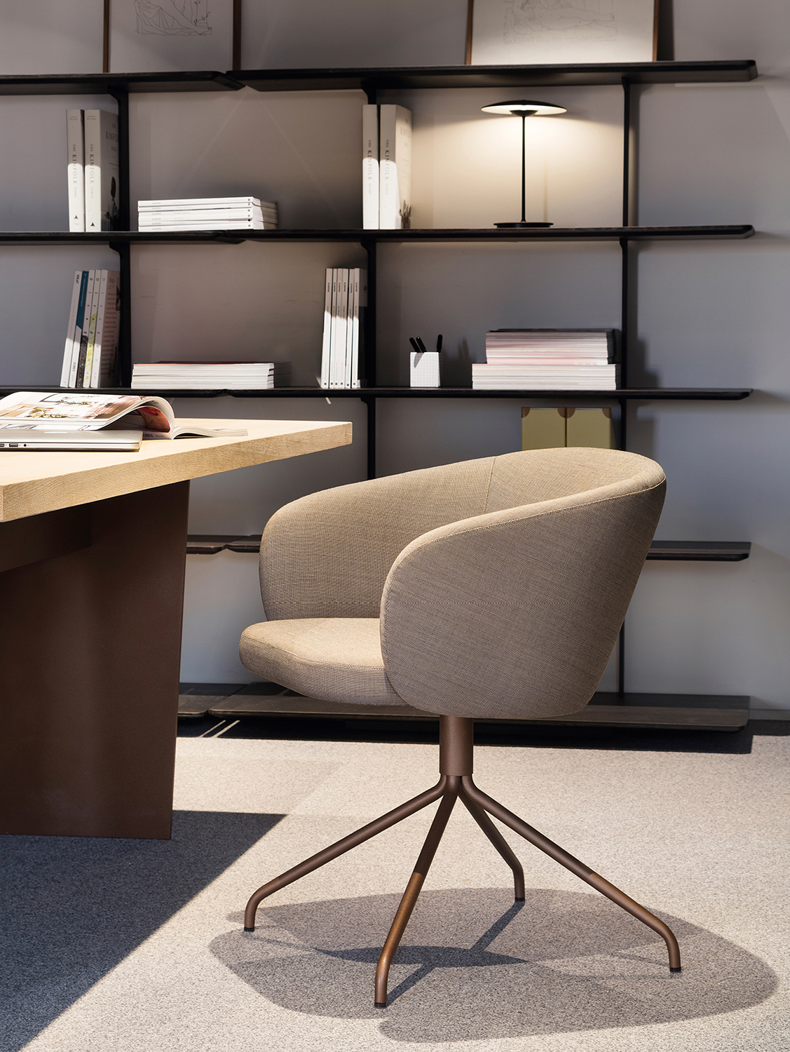 Huma Dining armchair