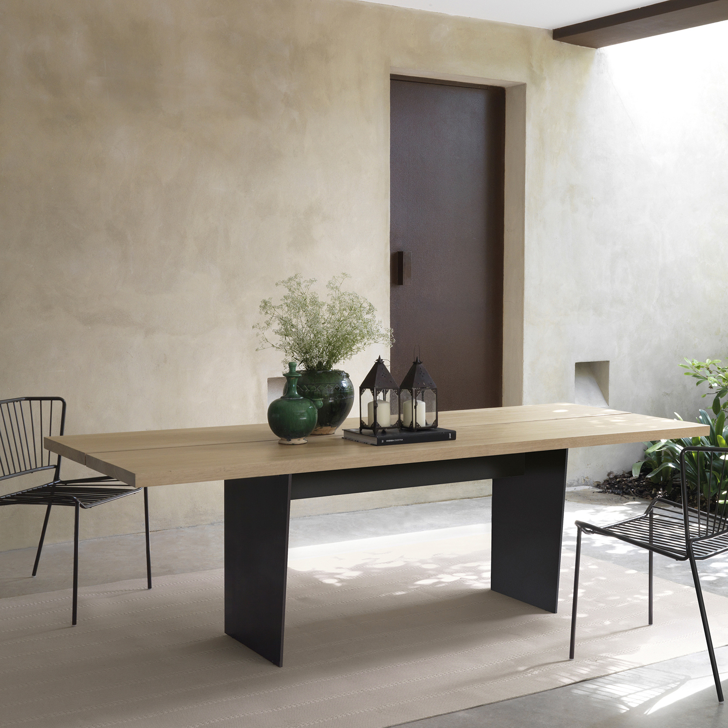 Slats Dining table