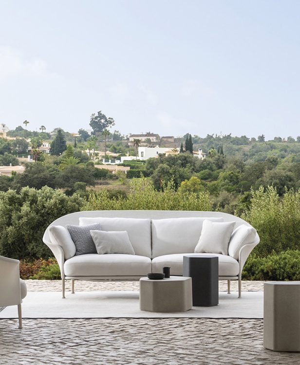 outdoor collection - high quality luxury outdoor and garden sofas - liz sofa