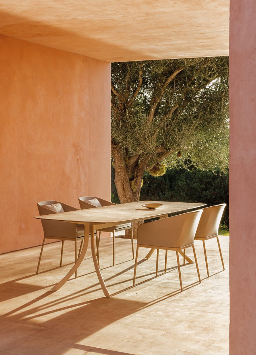 outdoor kollektion - hochwertiger luxus-esstisch für außenbereich und garten - rechteckiger tisch falcata