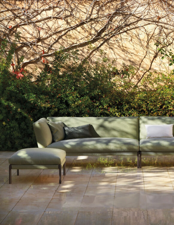 outdoor collection - high quality luxury outdoor and garden sofas - livit left side module