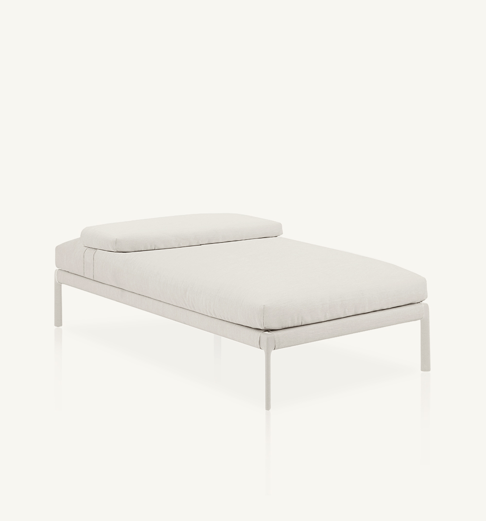 outdoor collection - chaise longues - livit daybed