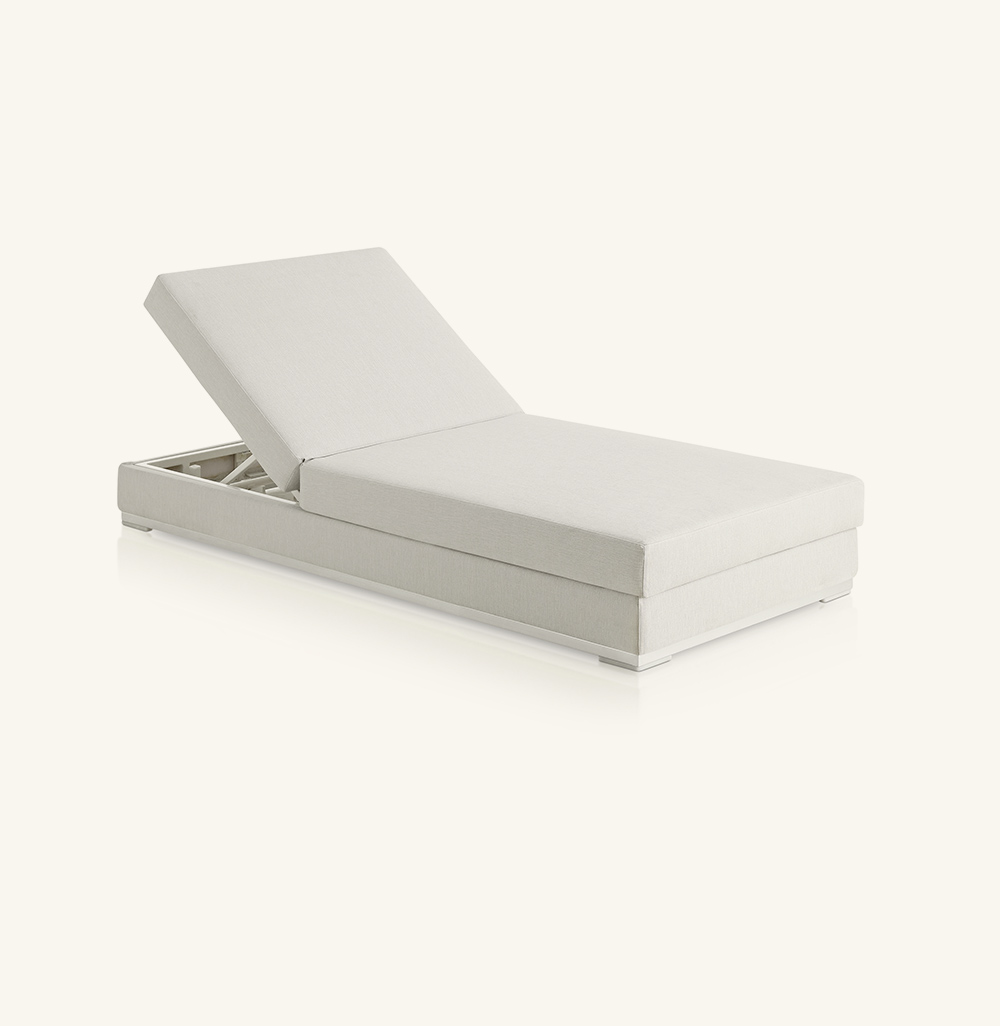 outdoor collection - chaise longues - slim chaise longue