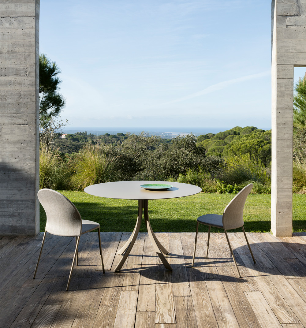 muebles de exterior - mesas - mesa redonda falcata outdoor
