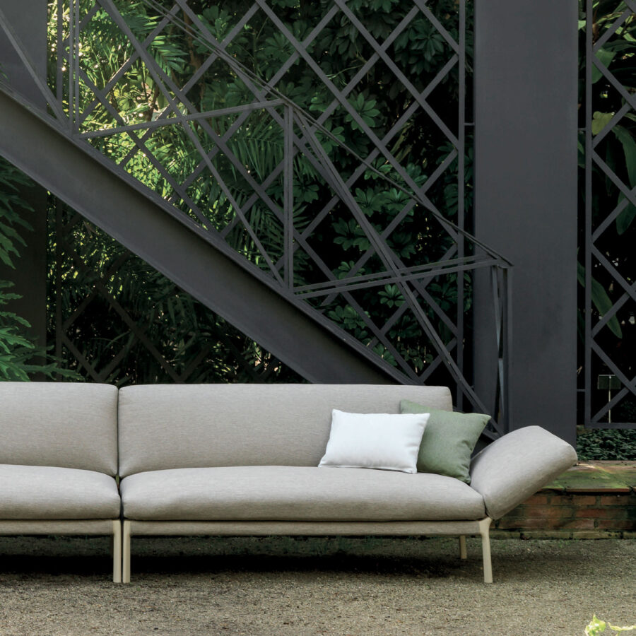 outdoor collection - high quality luxury outdoor and garden sofas - livit right side module