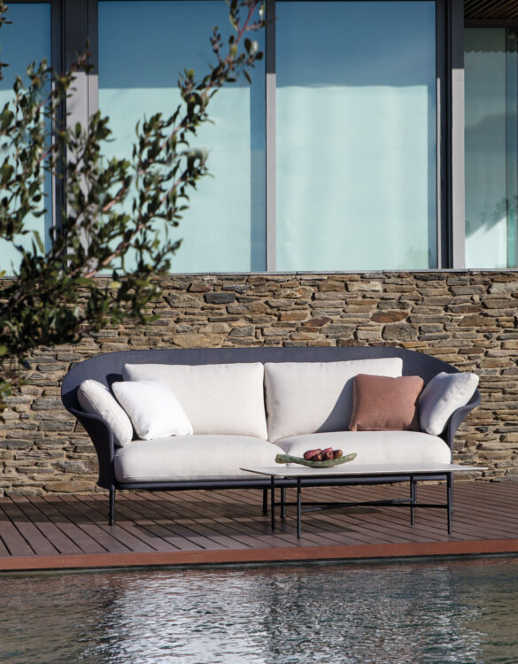 outdoor collection - high quality luxury outdoor and garden furniture - liz sofa