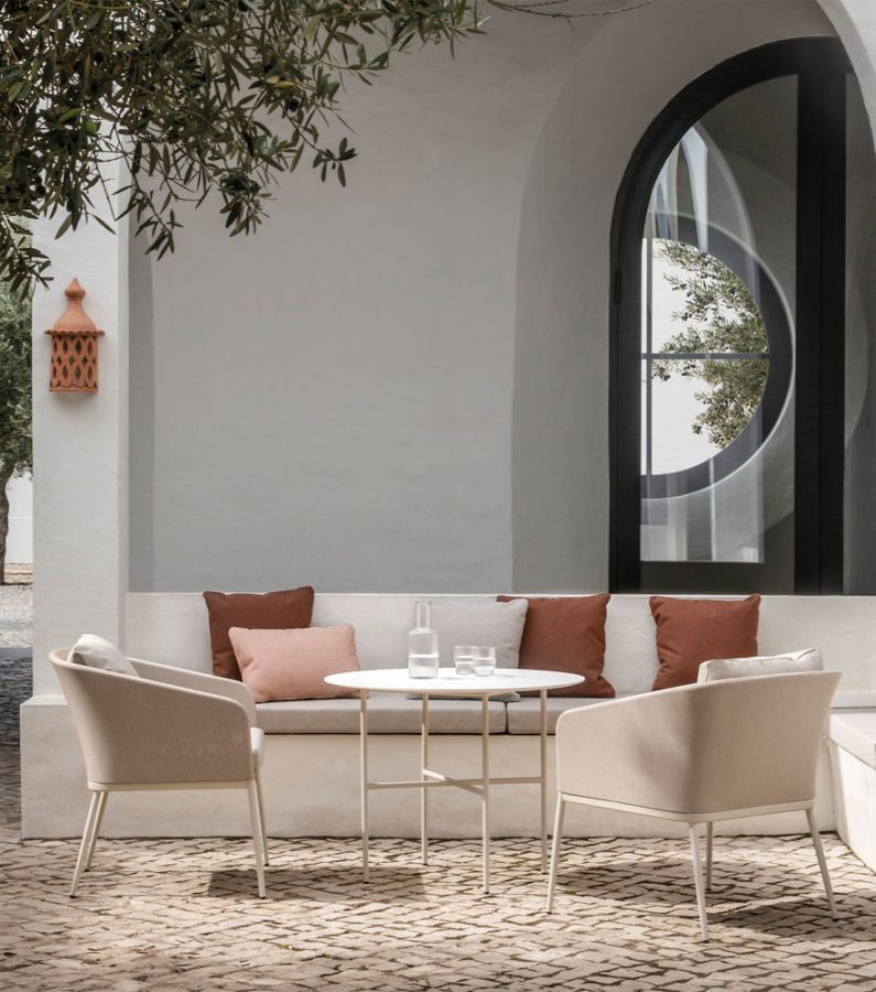 outdoor collection - luxury outdoor and garden armchairs - senso chairs low armchair