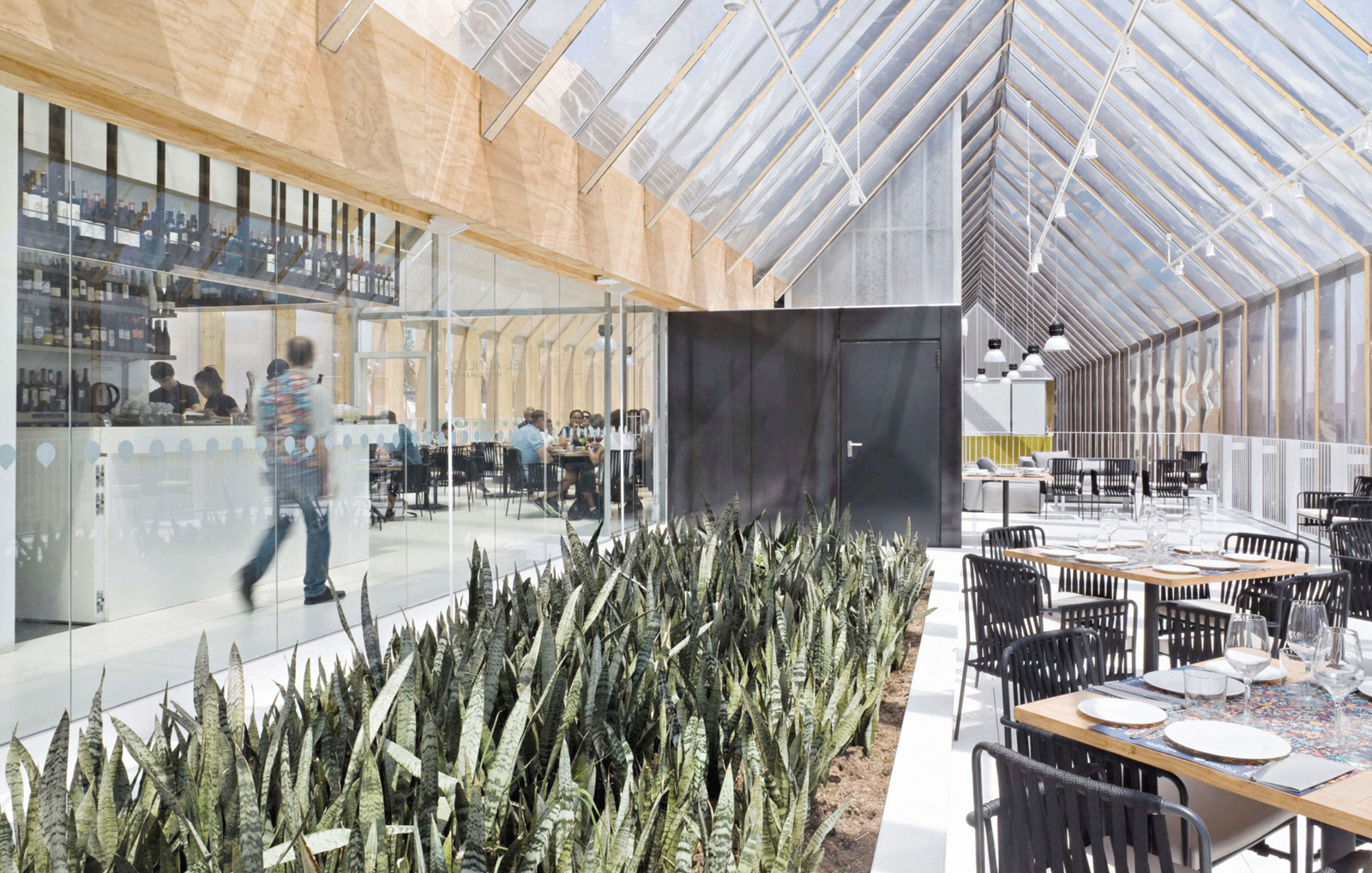 projekte - outdoor projekte - begebenheit - spanish pavilion – expo milan 2015