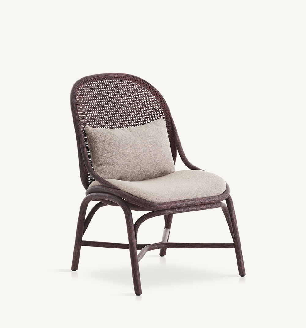 fauteuil à dossier bas tapissé frames