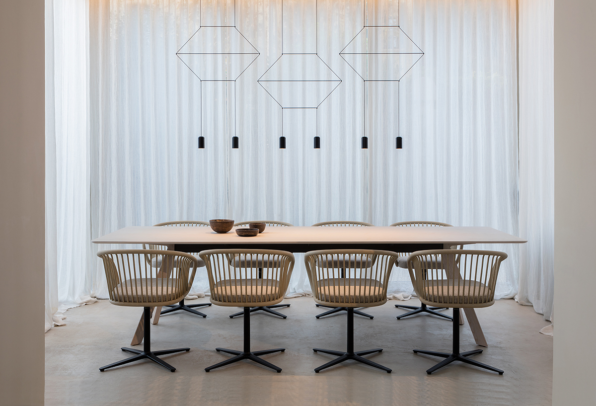 expormim-rattan-huma-chair-mario-ruiz-2