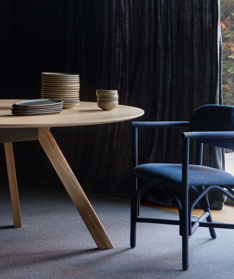 meuble d'intérieur - table ronde atrivm indoor