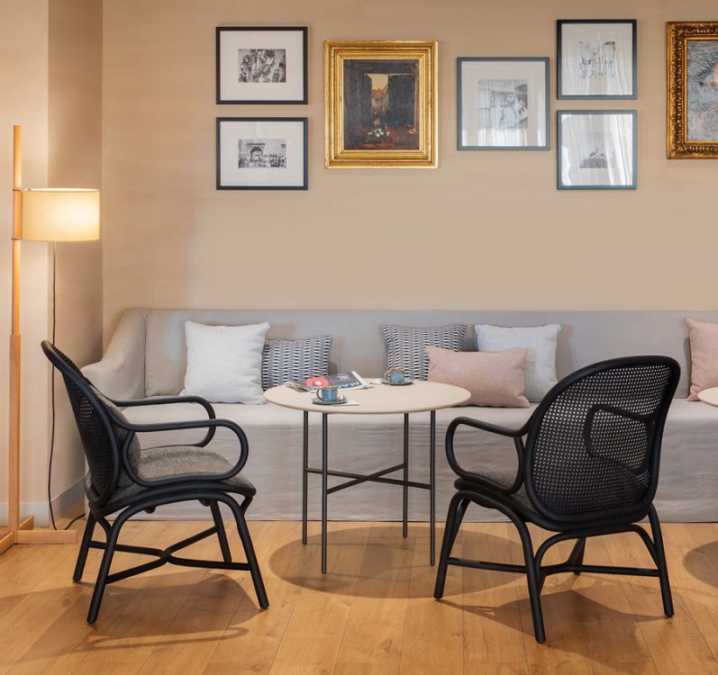 indoor collection - interior design furniture - grada indoor round dining table