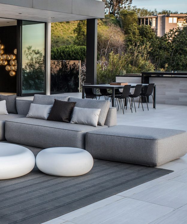 outdoor collection - sofas - plump ottoman