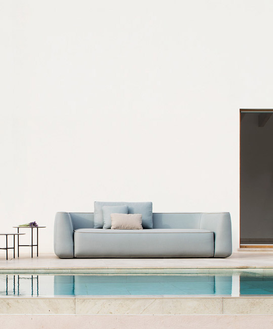 outdoor kollektion - hochwertige luxus-sofas für außenbereich und garten - sofa plump