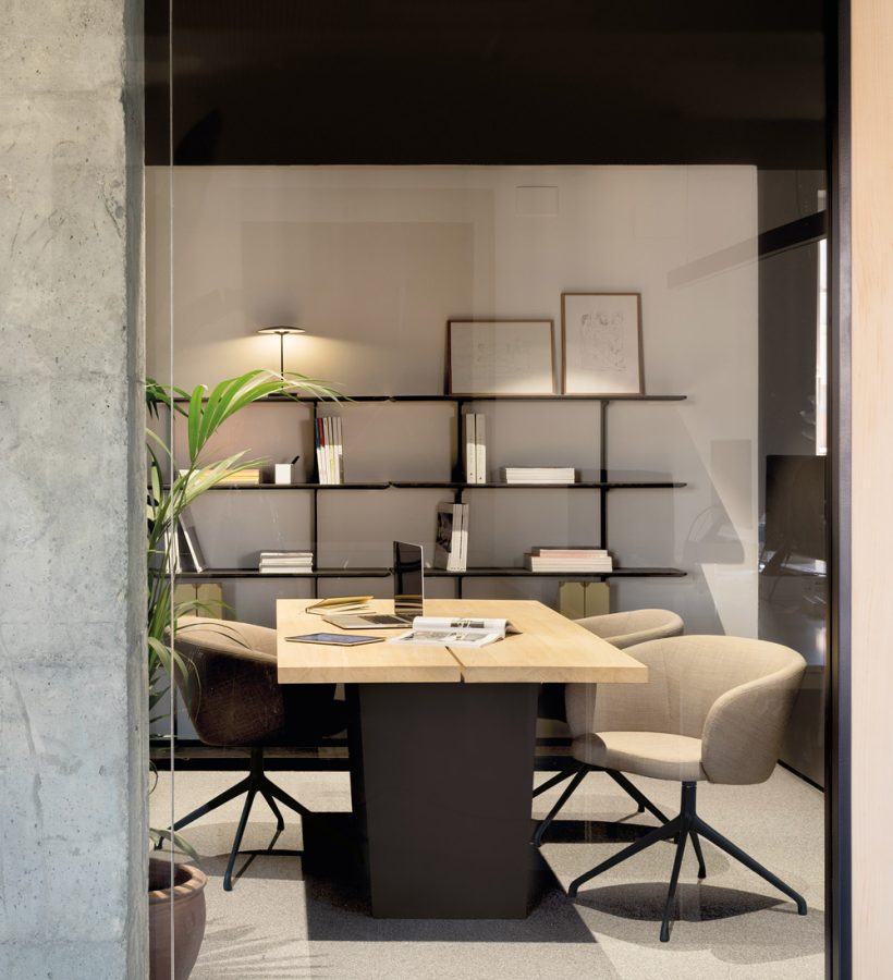 muebles de interior - mesas de ratan, madera maciza y acero para interior - mesa rectangular slats
