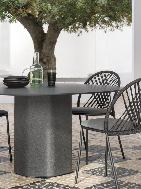 outdoor kollektion - hochwertiger luxus-esstisch für außenbereich und garten - runder tisch talo outdoor