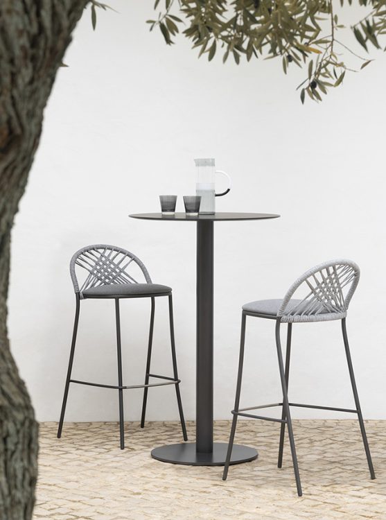 outdoor collection - luxury outdoor barstools - petale hand-woven bar stool