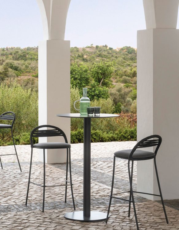 outdoor kollektion - hochwertiger luxus-esstisch für außenbereich und garten - hoher tisch flamingo