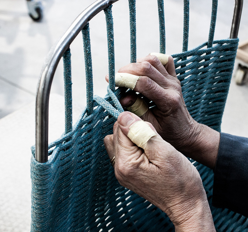 crafted outdoor furniture: the magic of braiding rope