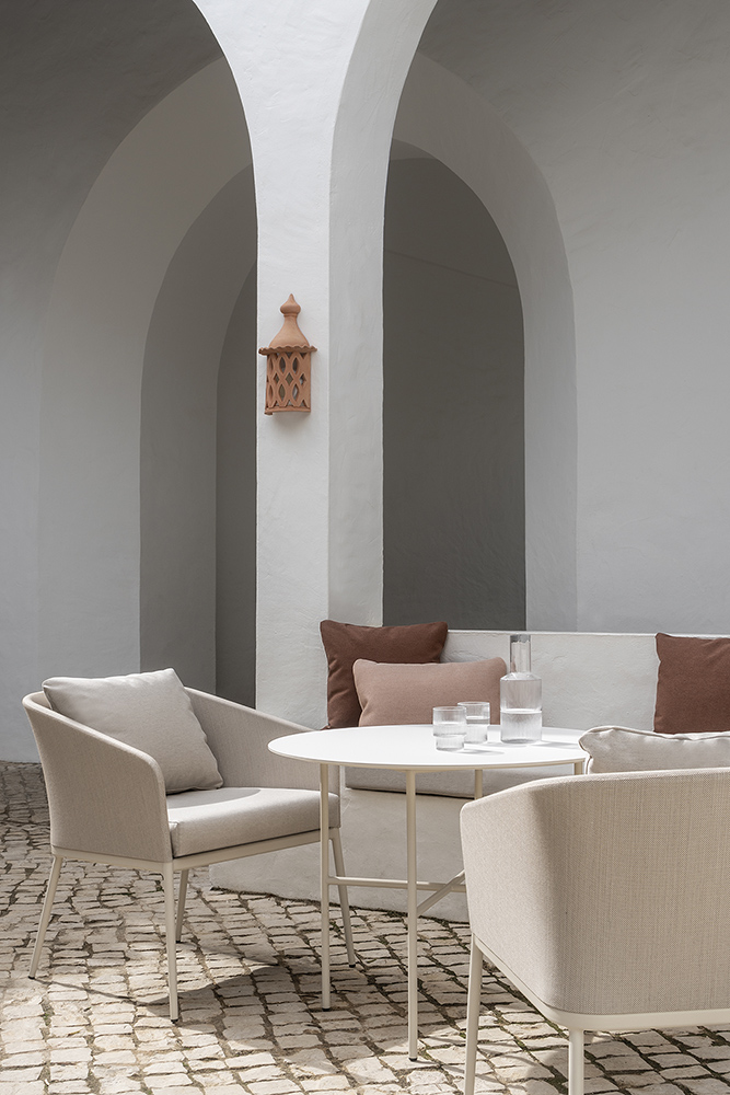 outdoor collection - senso chairs furniture family