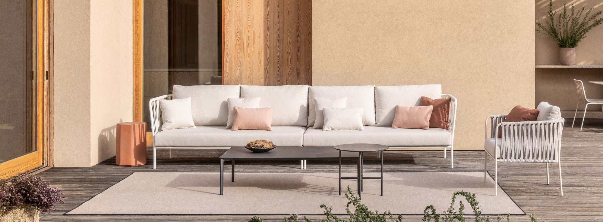 outdoor collection - nido furniture family
