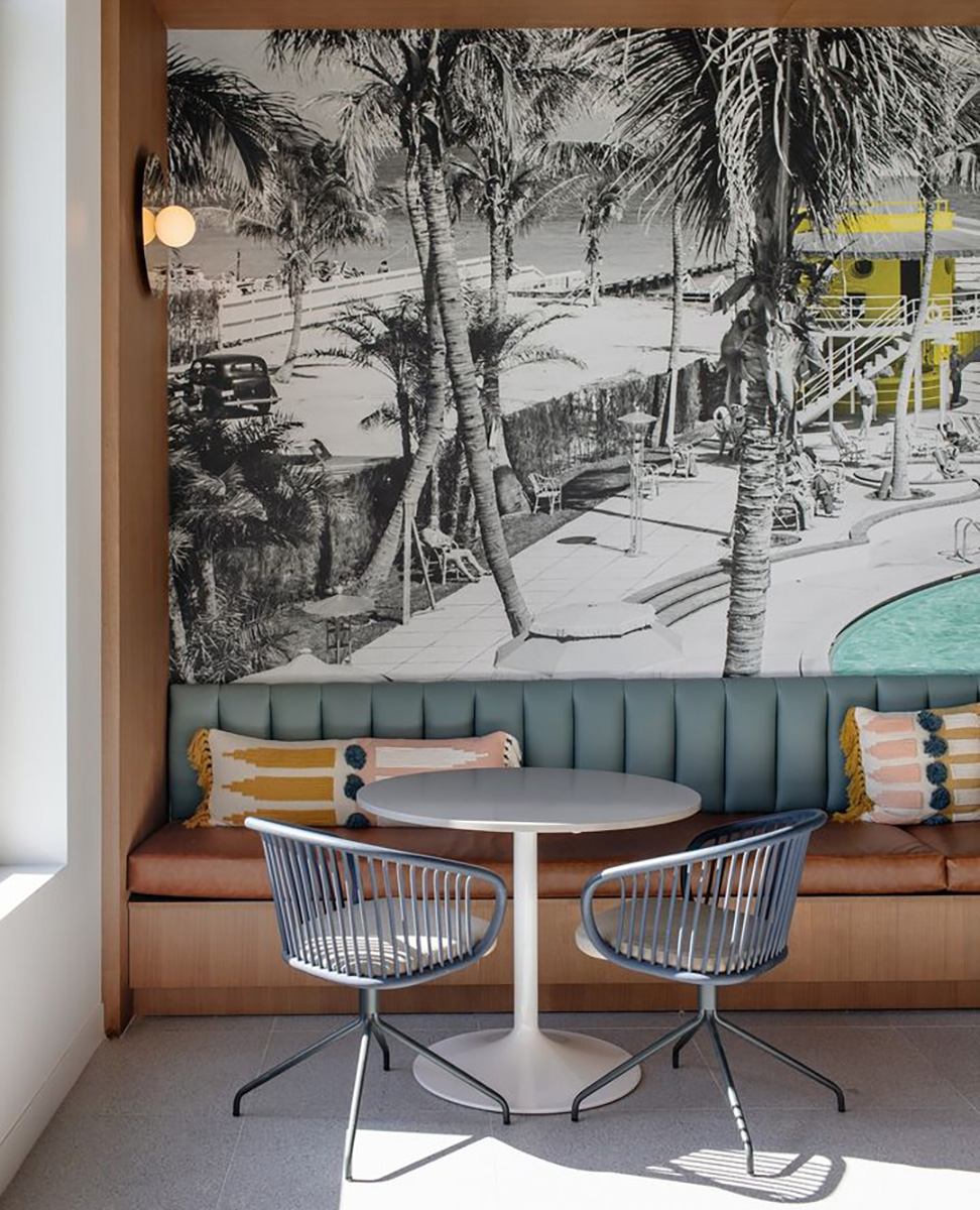  rattan chairs or how to conquer the world of contract