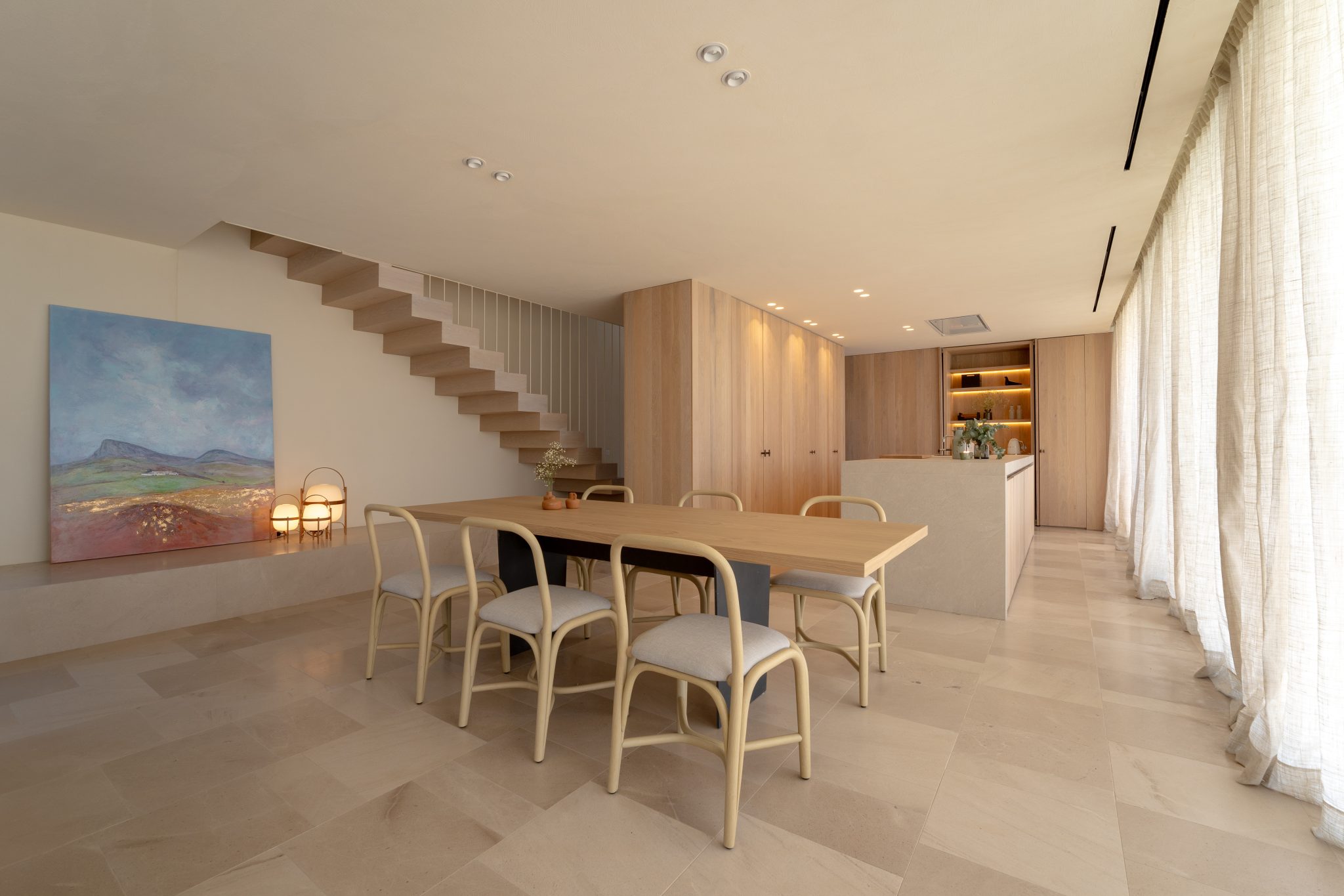 Indoor mediterranean minimalism in rattan and wood | Expormim