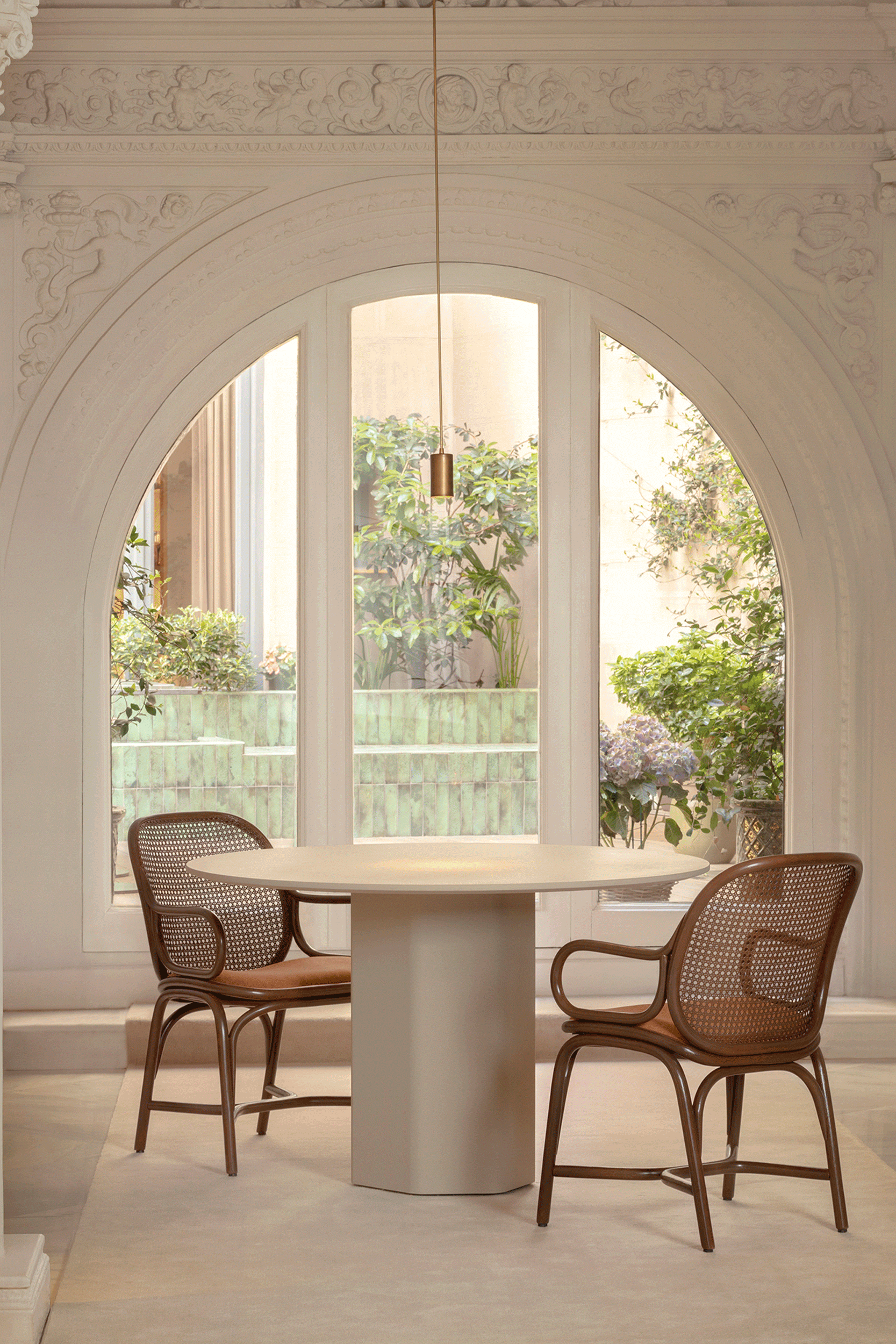  custom made furniture: tailoring spaces with elegance