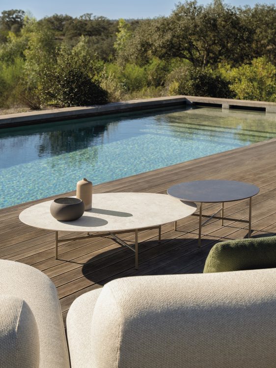  grada outdoor elliptical coffee table