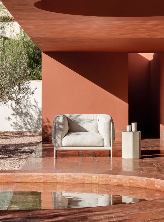  obi lounge armchair premium belt
