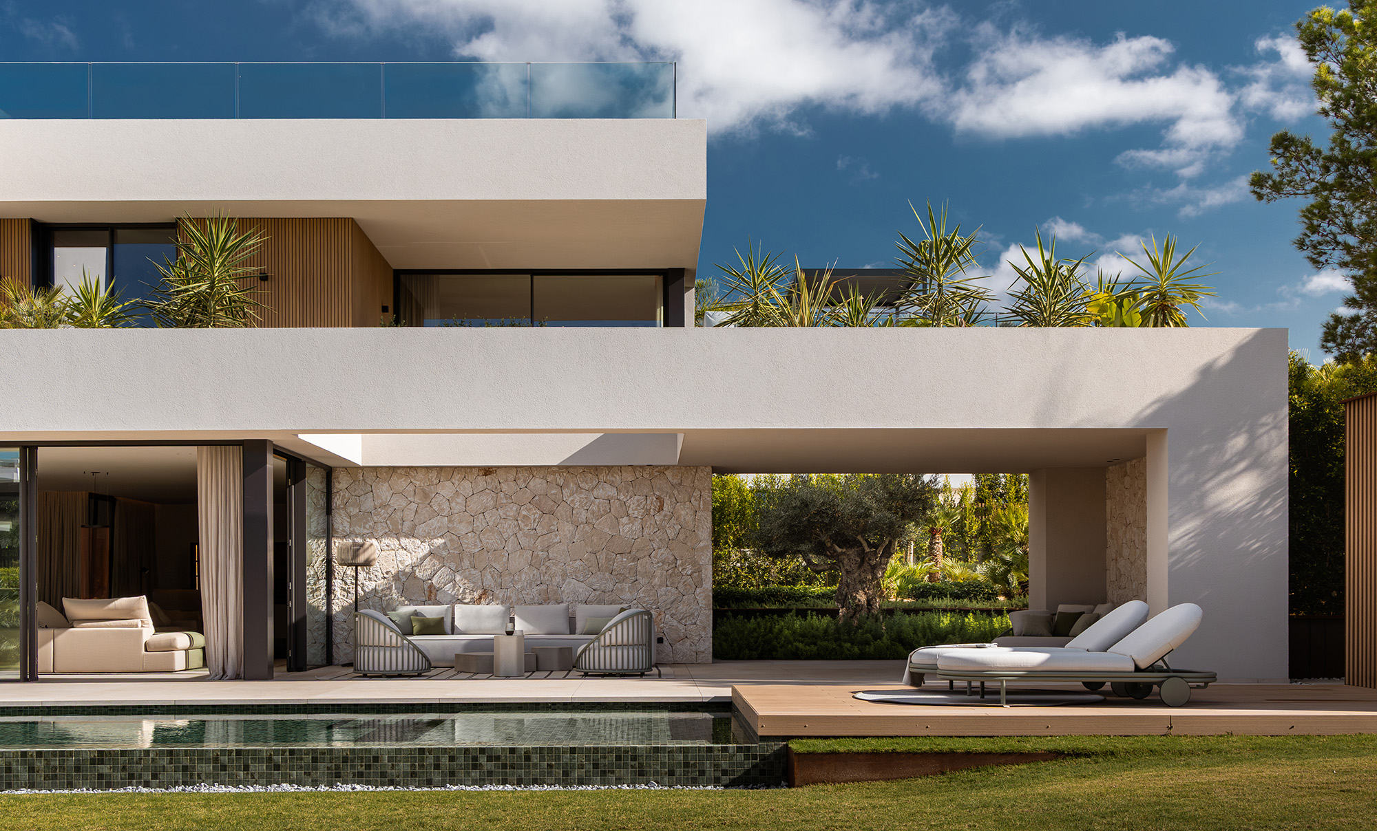 projects - outdoor - residential outdoor projects - ivory project: home is where the heart is